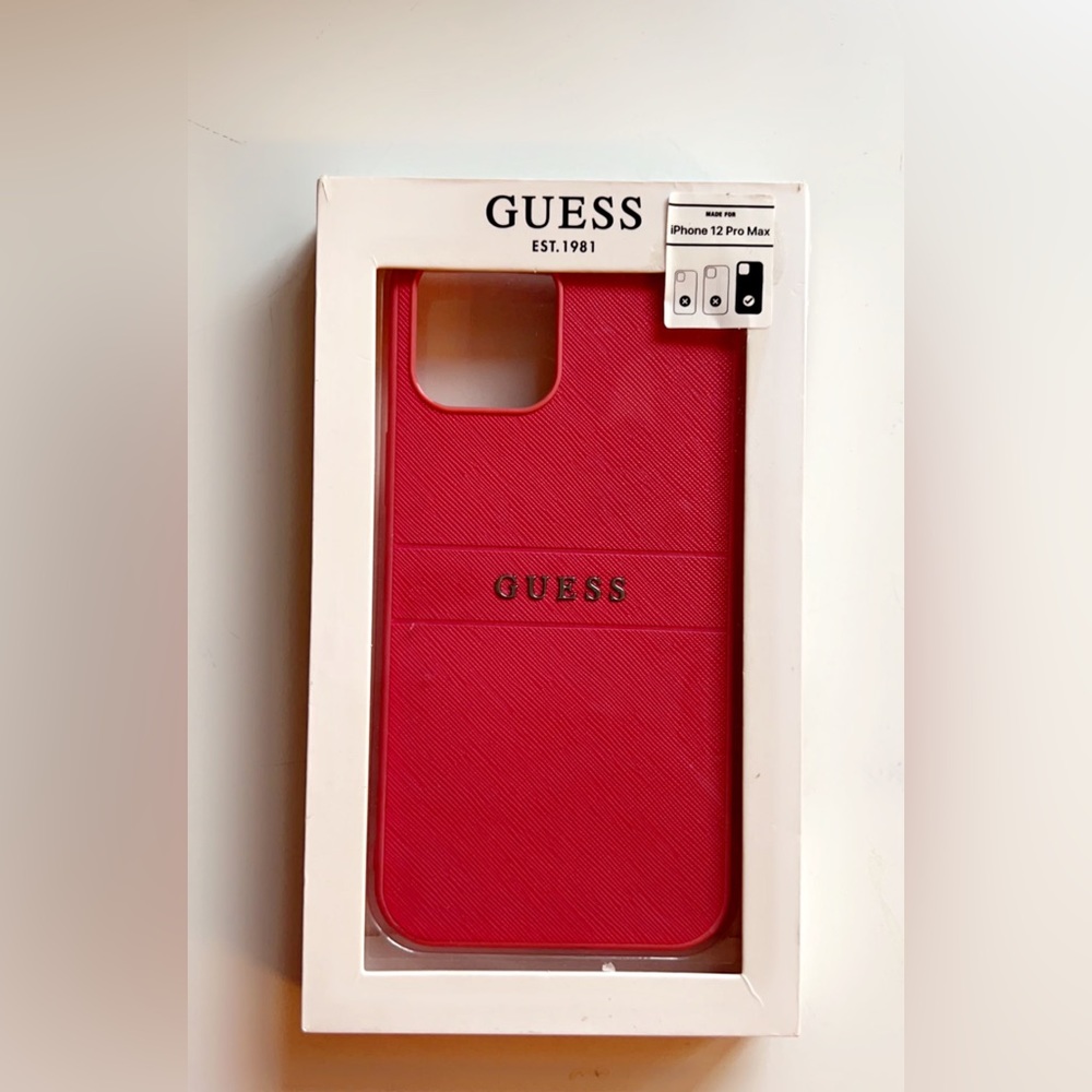 GUESS I phone 12 Pro case